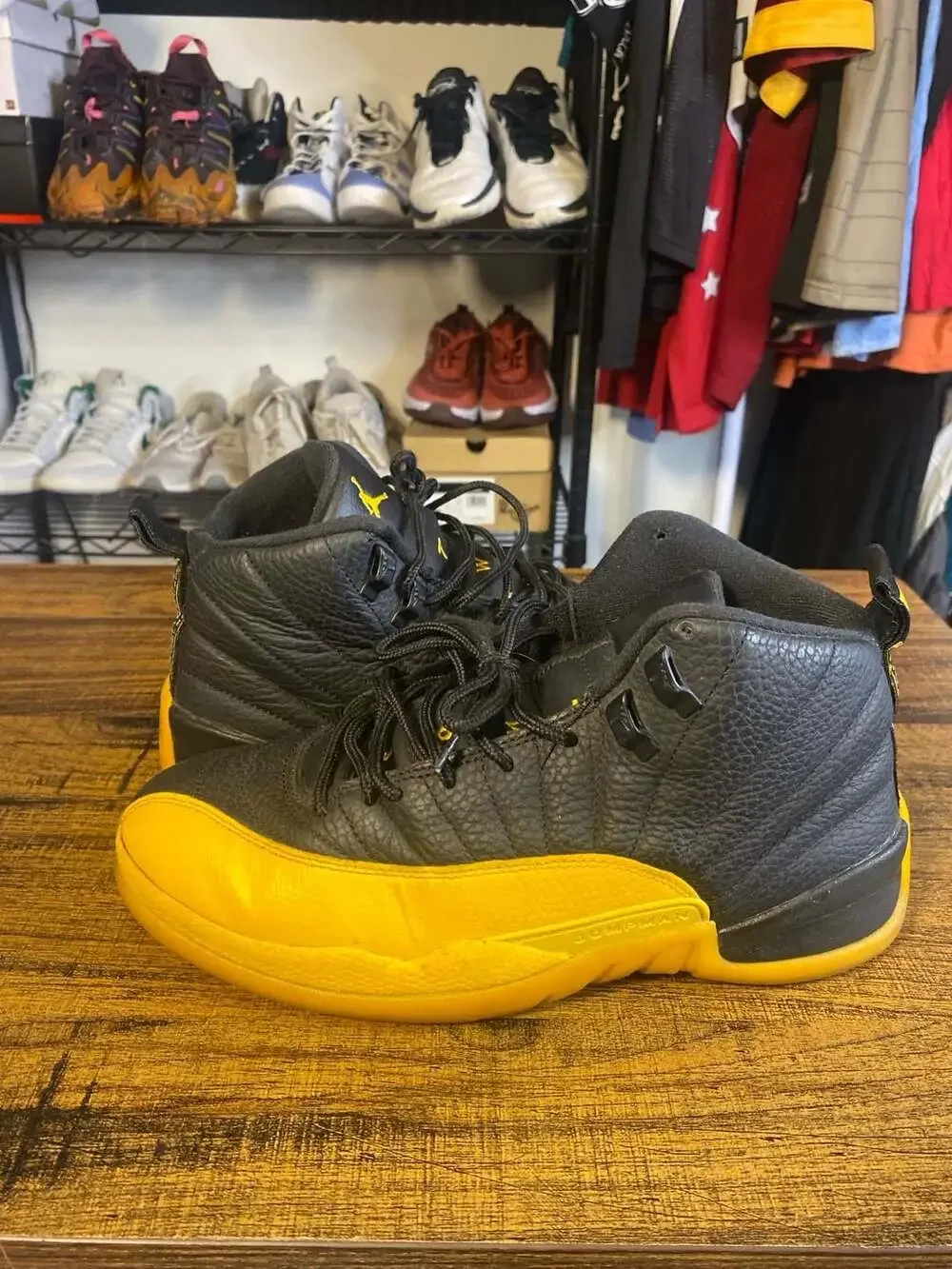 Nike Air Jordan 12 Retro University Gold Black Sneakers No Box No Insole